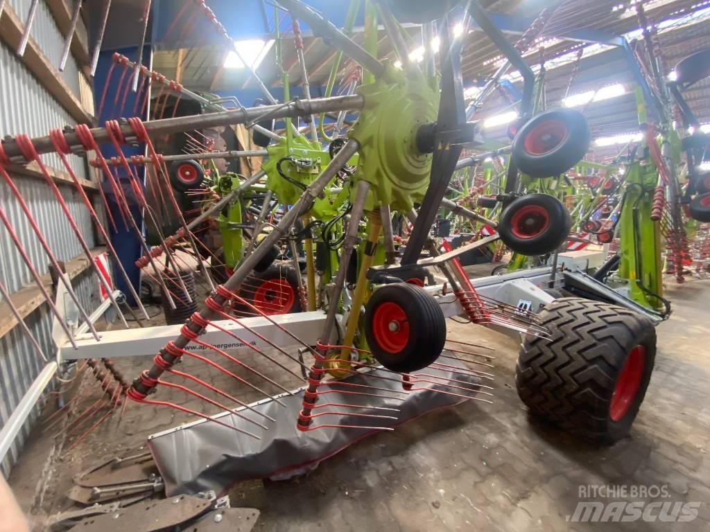 CLAAS Liner 3600 Obraceče a shrabovače sena