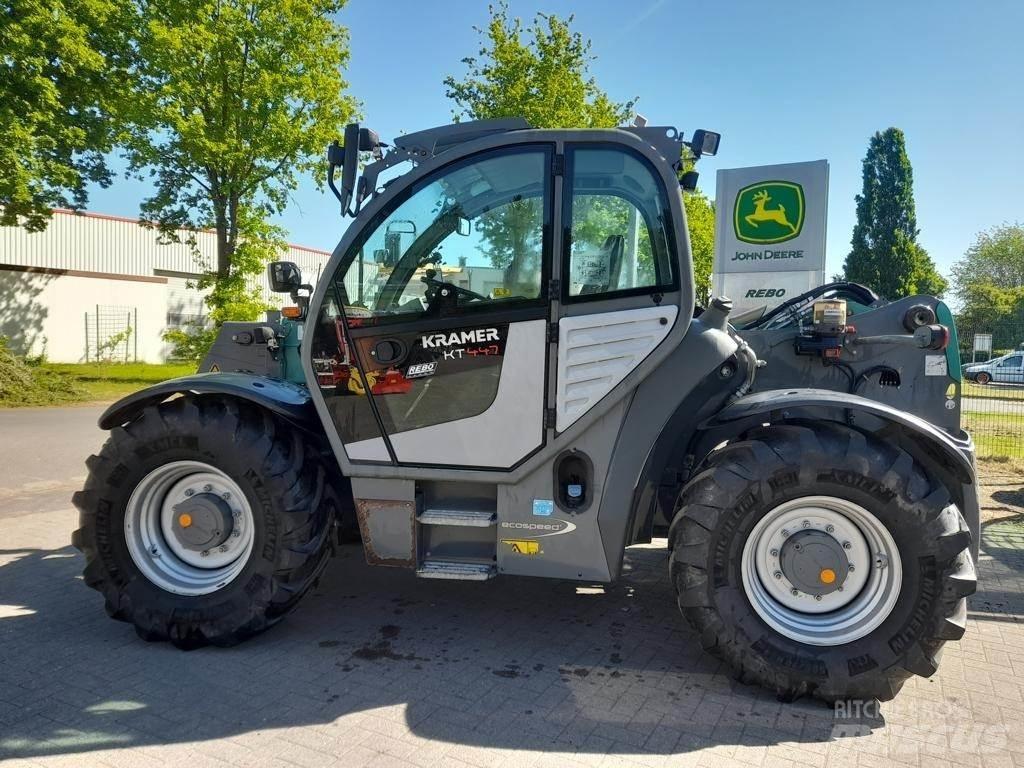 Kramer KT447 Teleskopické manipulátory