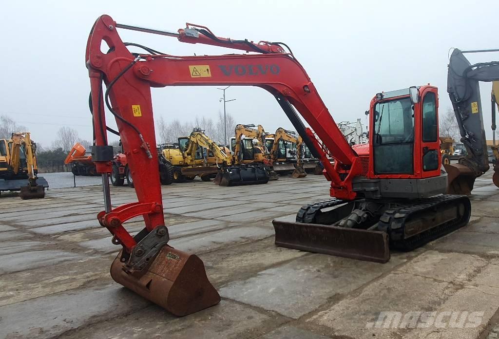 Volvo ECR 88 D Midi rýpadla 7t - 12t