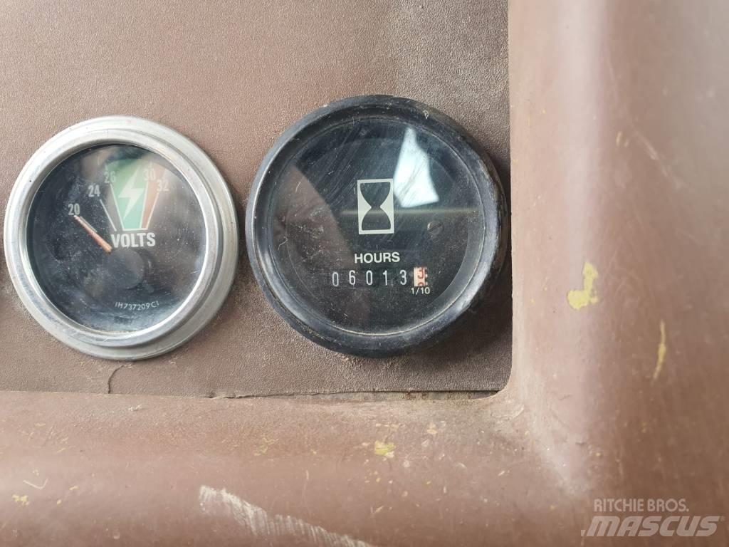 Dresser TD 25 G Pásové dozery