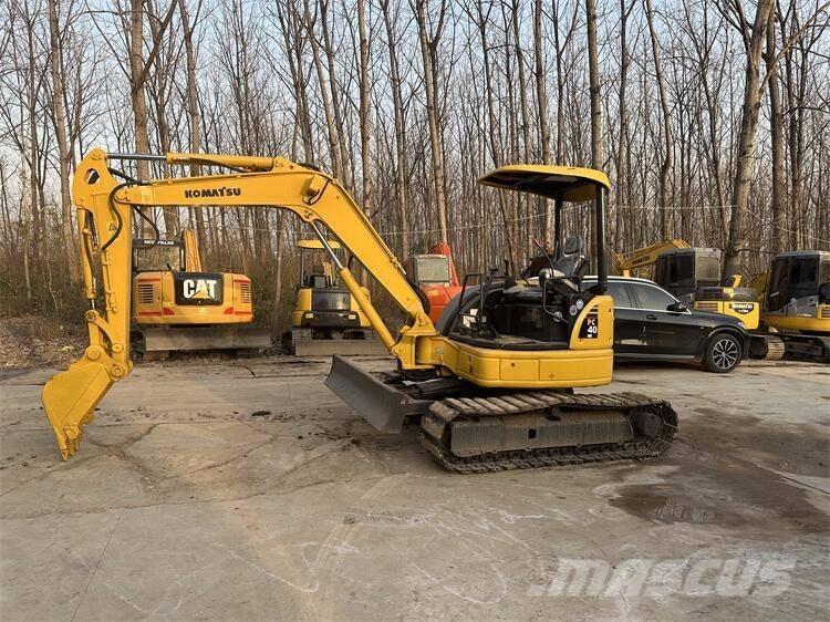 Komatsu PC 40 Pásová rýpadla