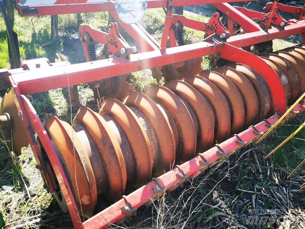 Horsch Terrano 3 FX Kultivátory