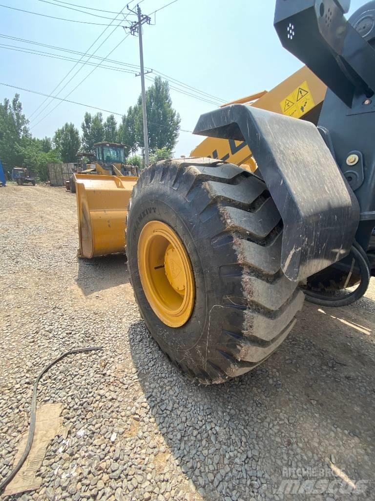 SDLG L955F Kolové nakladače