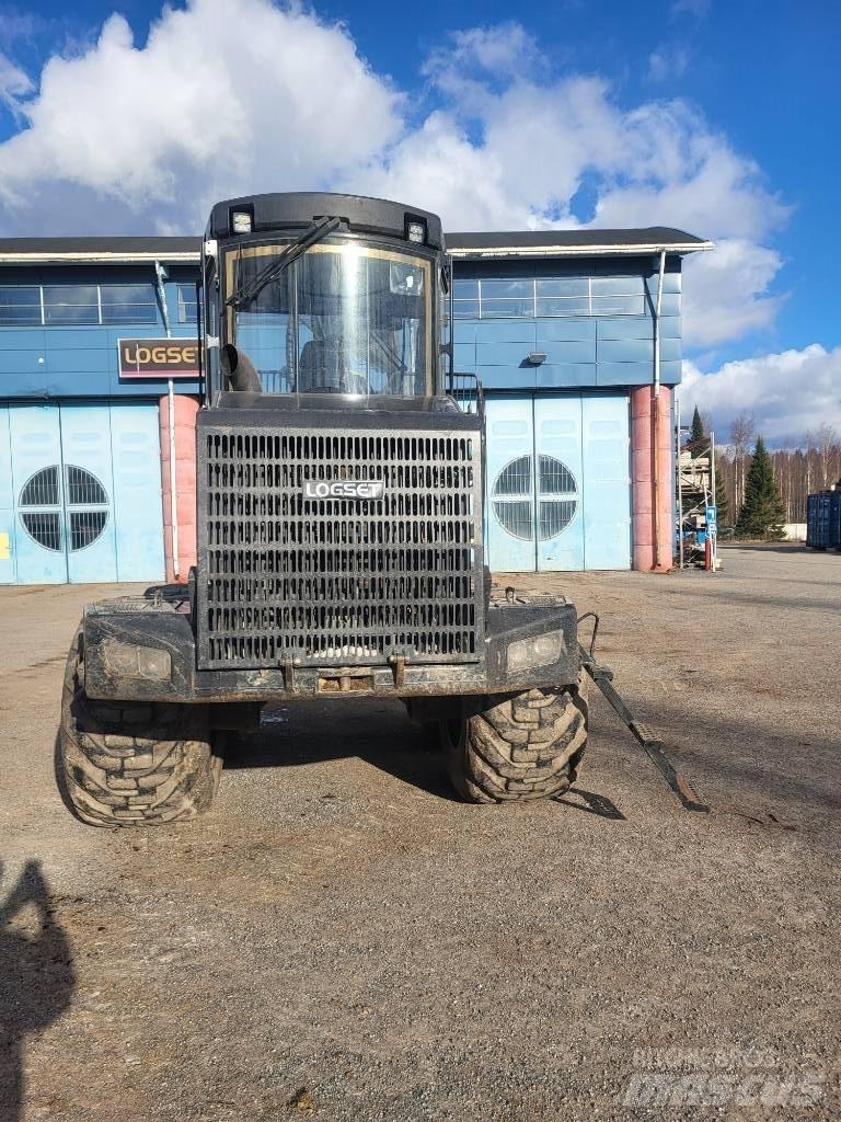 Logset 5F GT Vyvážecí traktory
