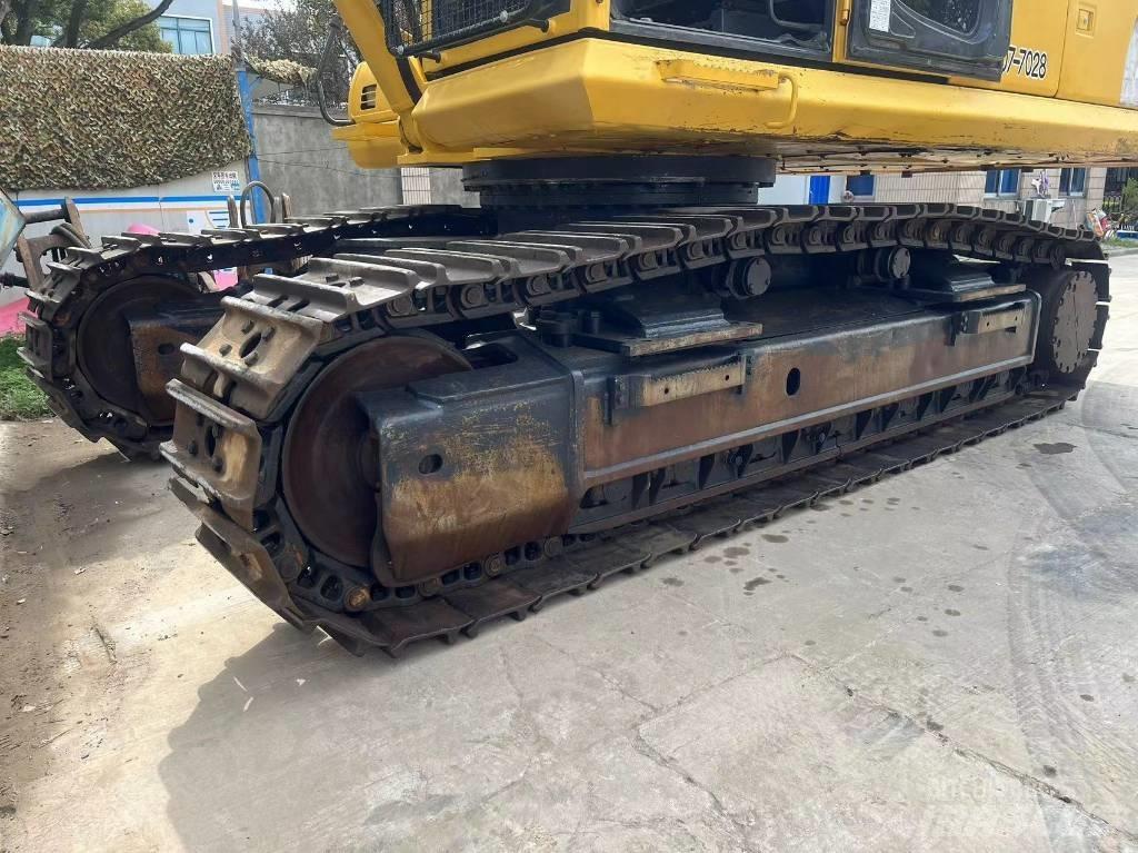 Komatsu PC 450-8 Pásová rýpadla