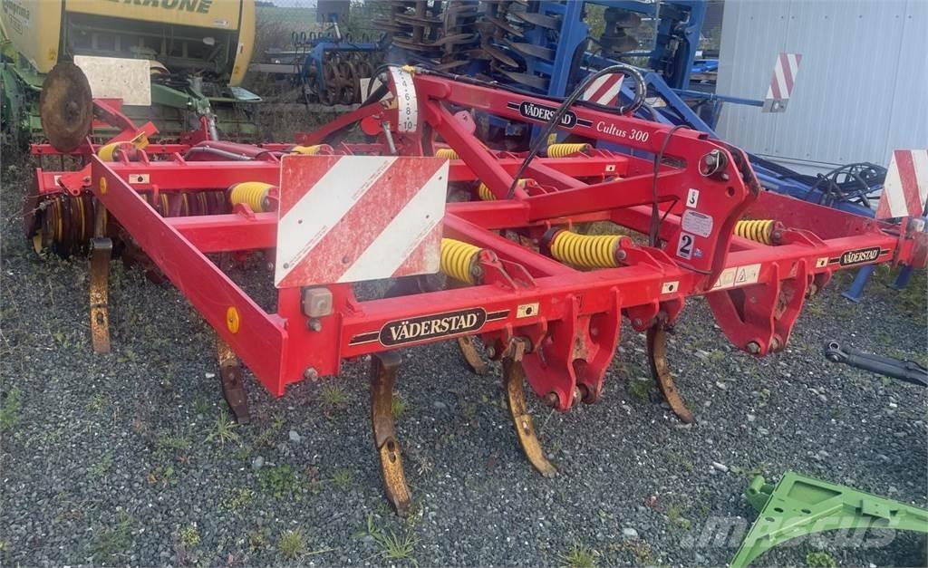 Väderstad CS 300 Kultivátory