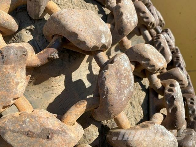 Rud Giant Plus X19 Pneumatiky, kola a ráfky