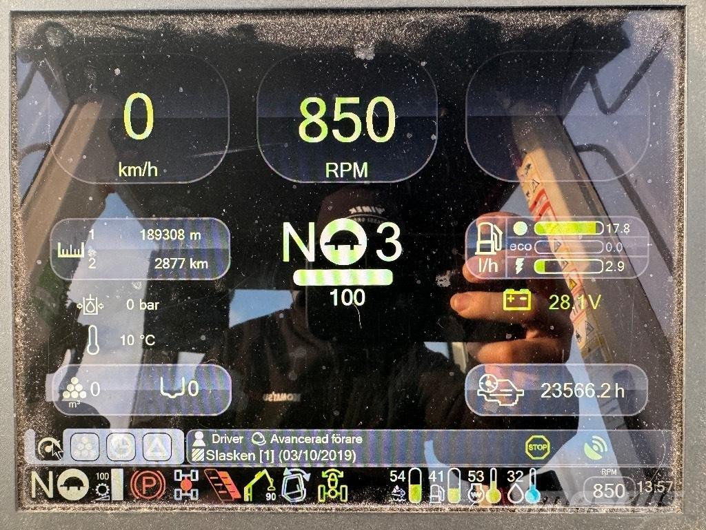 Komatsu 865 Vyvážecí traktory