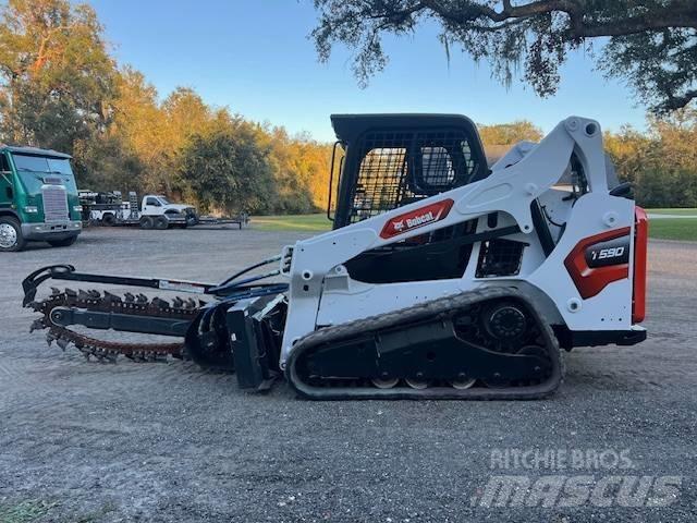 Bobcat T 590 Smykem řízené nakladače