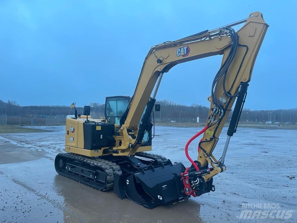 CAT 308 Midi rýpadla 7t - 12t