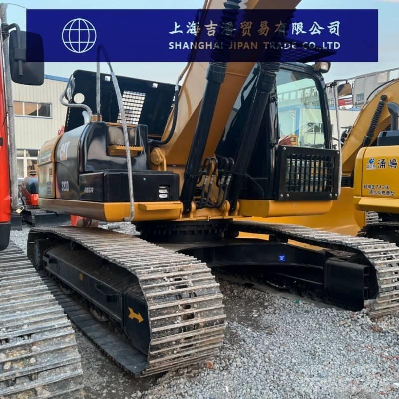 CAT 323 D Pásová rýpadla