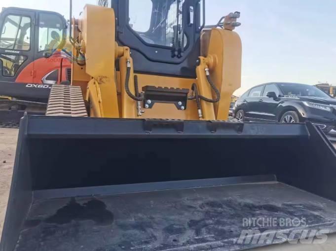 CAT 277D Smykem řízené nakladače