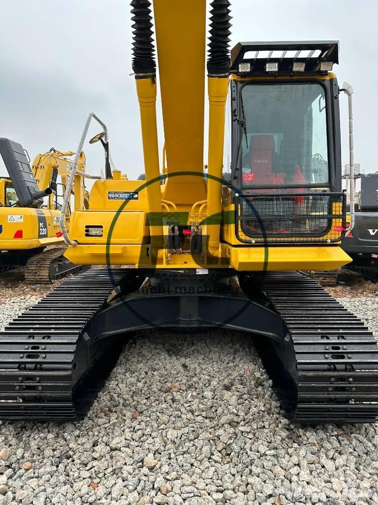 Komatsu PC 200-8 Pásová rýpadla
