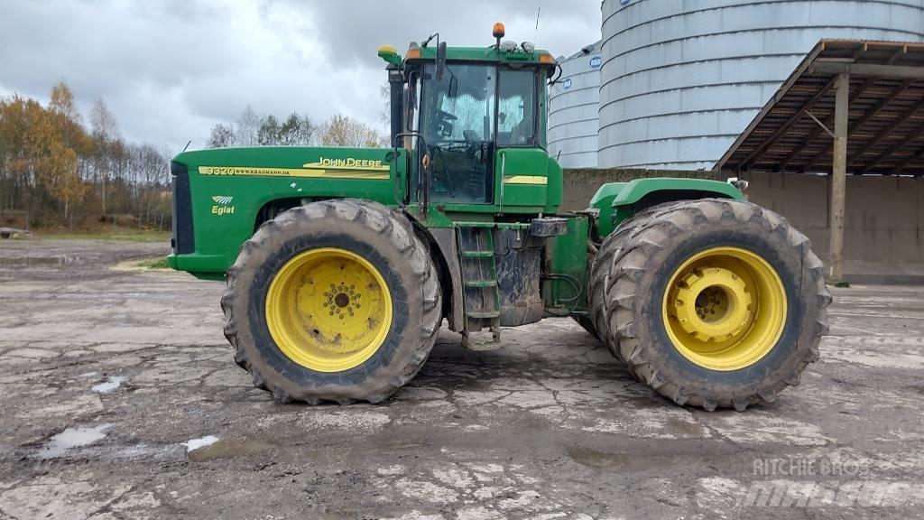 John Deere 9320 Traktory