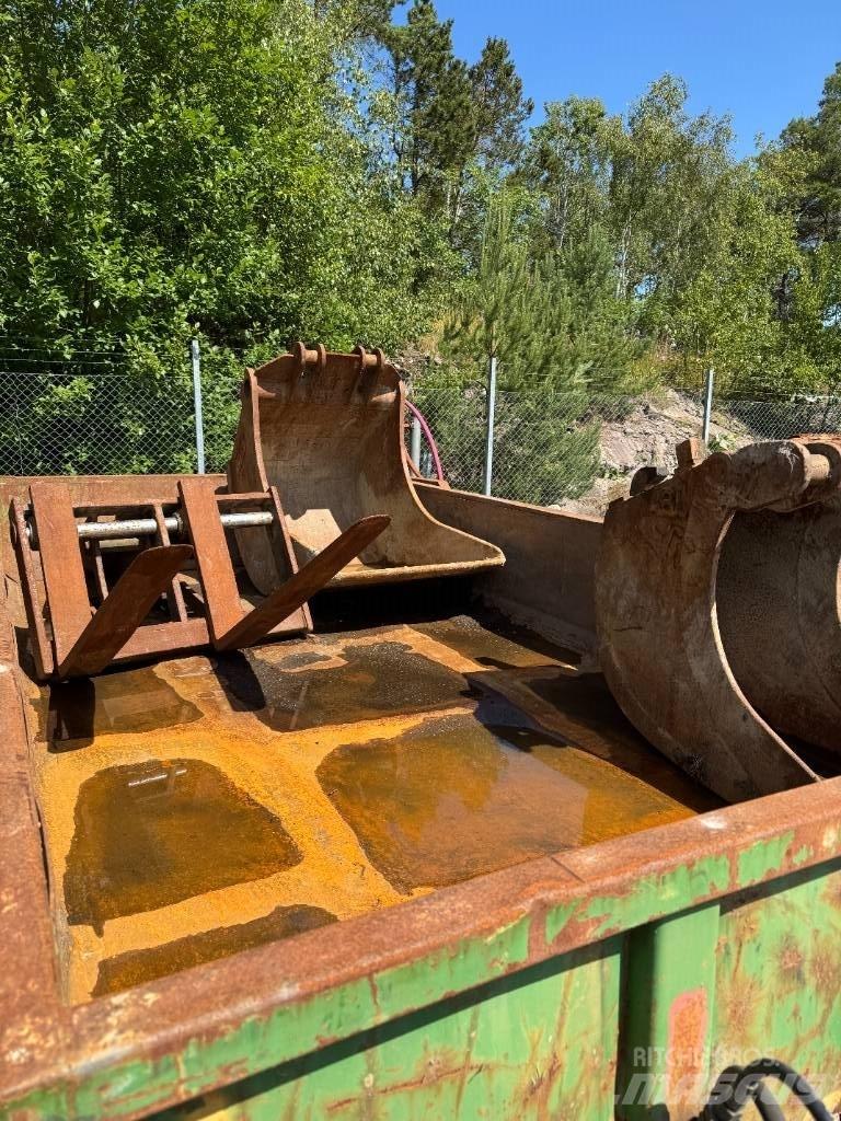 CAT M316F Kolová rýpadla