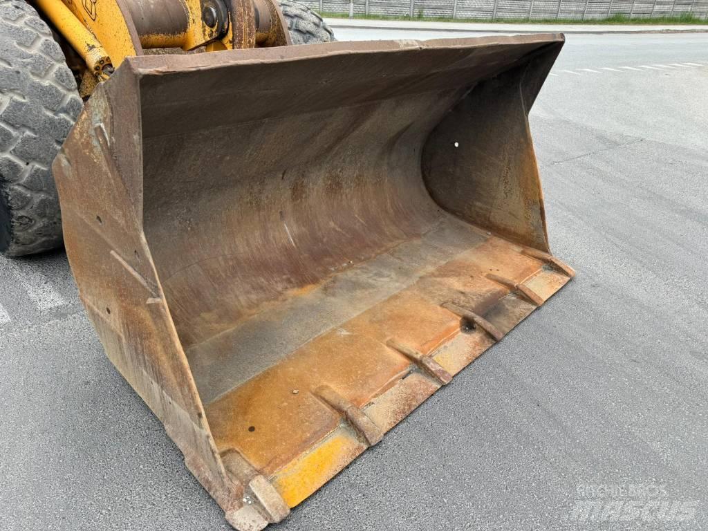 Liebherr L 538 Kolové nakladače