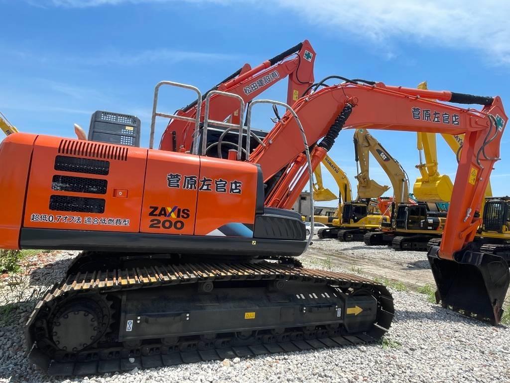 Hitachi ZX 200 Pásová rýpadla