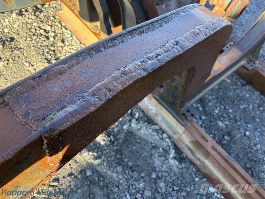 John Deere 1910 Další komponenty