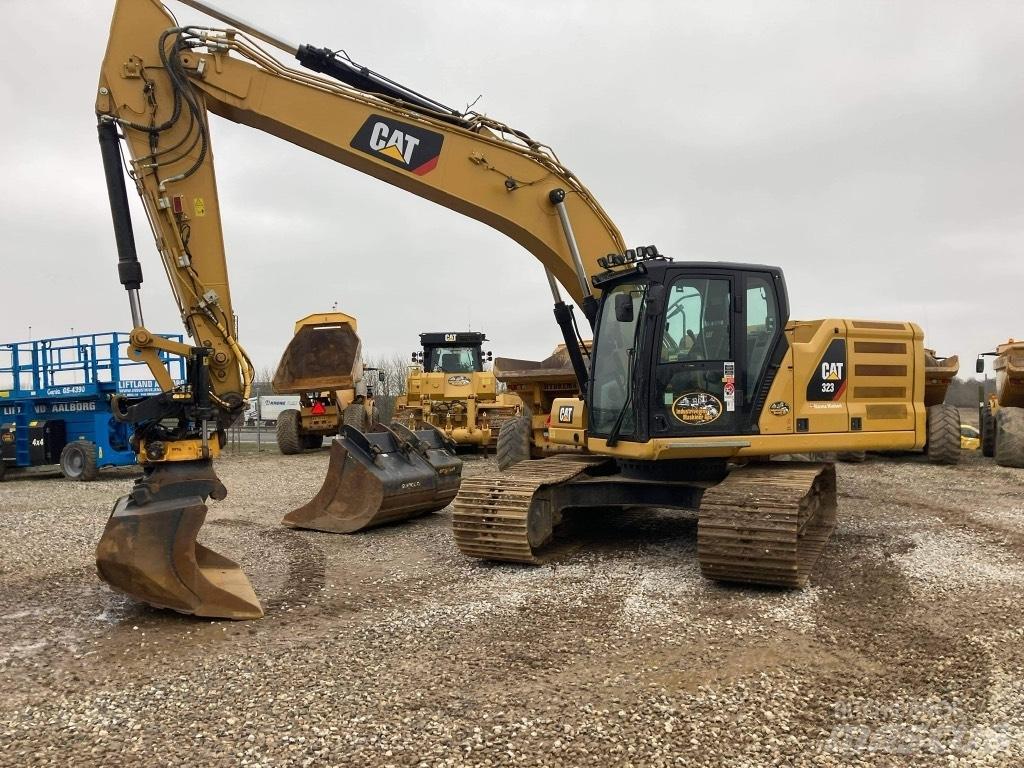 CAT 323 - nextgen Pásová rýpadla