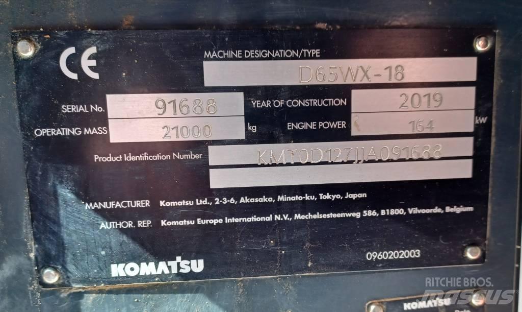 Komatsu D65WX-18 Pásové dozery