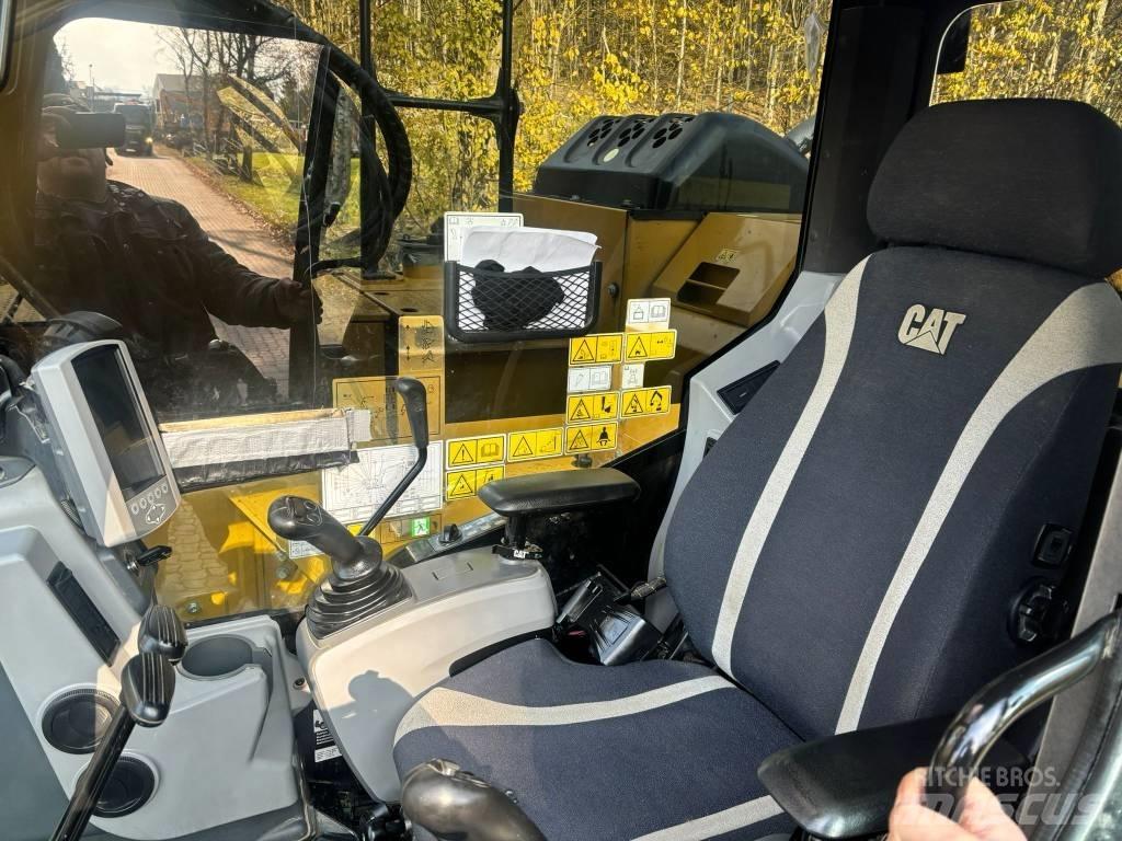 CAT 315 FLCR Pásová rýpadla