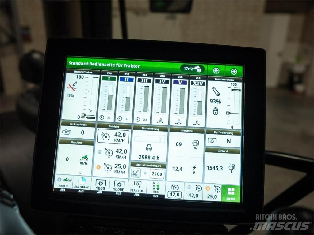 John Deere 6230R Traktory