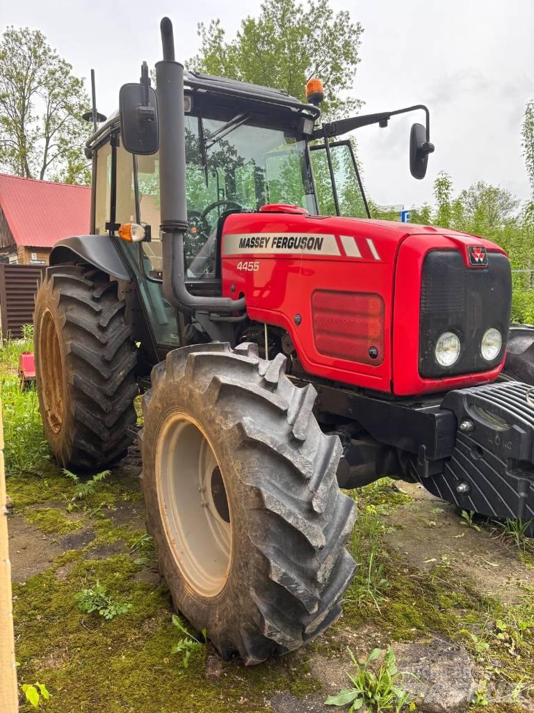Massey Ferguson 4455 Traktory