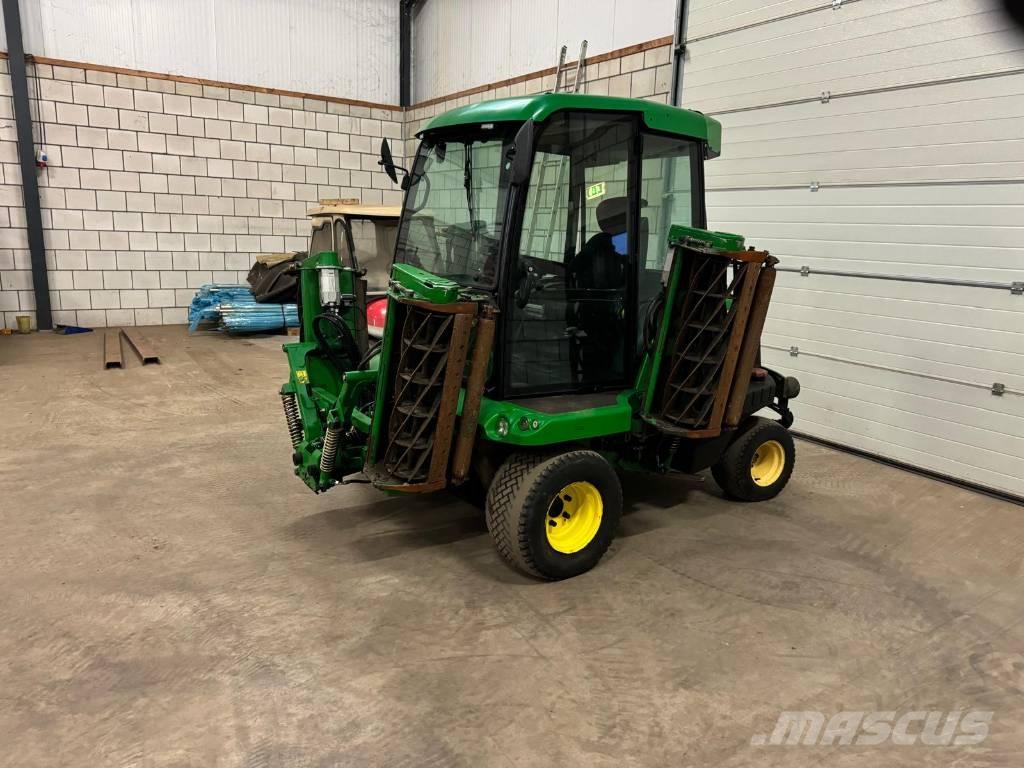 John Deere 1905 Samojízdné sekačky