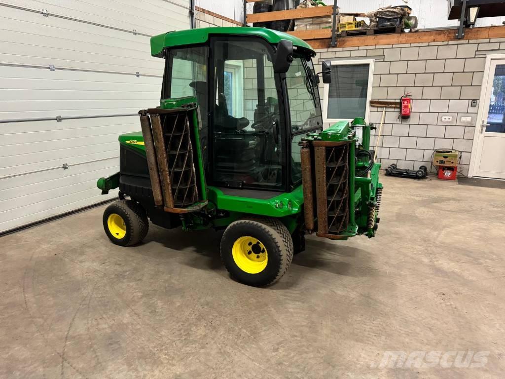 John Deere 1905 Samojízdné sekačky