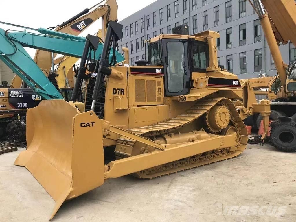 CAT D 7 R Pásové dozery