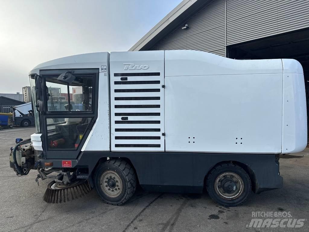 Ravo 530ST Zametací stroje