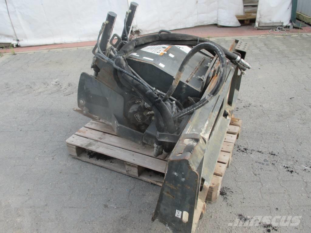 Bobcat 18 PLA Skrejpry