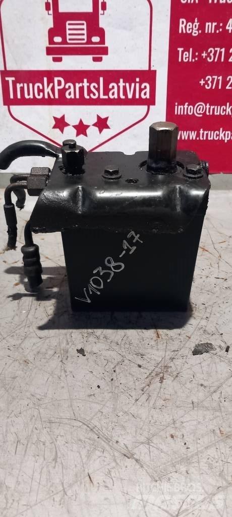 Volvo FH 12.   21882617 Hydraulika