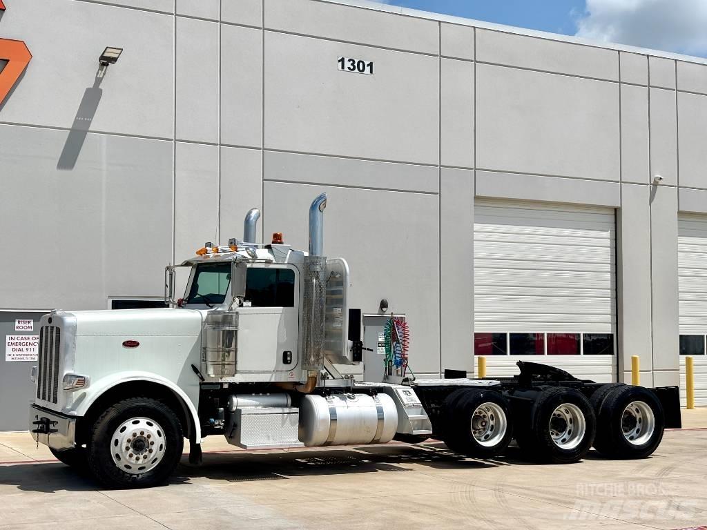 Peterbilt 388 Tahače