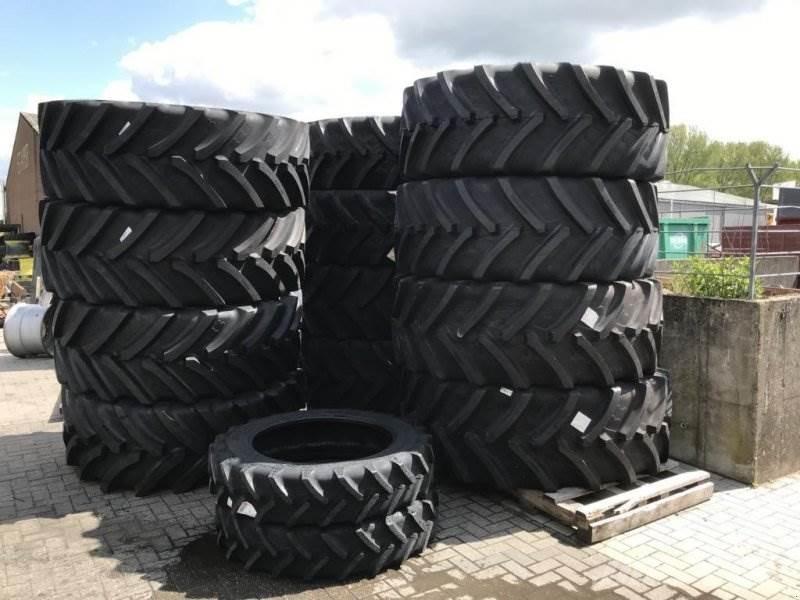 BKT 710/70R38 Pneumatiky, kola a ráfky