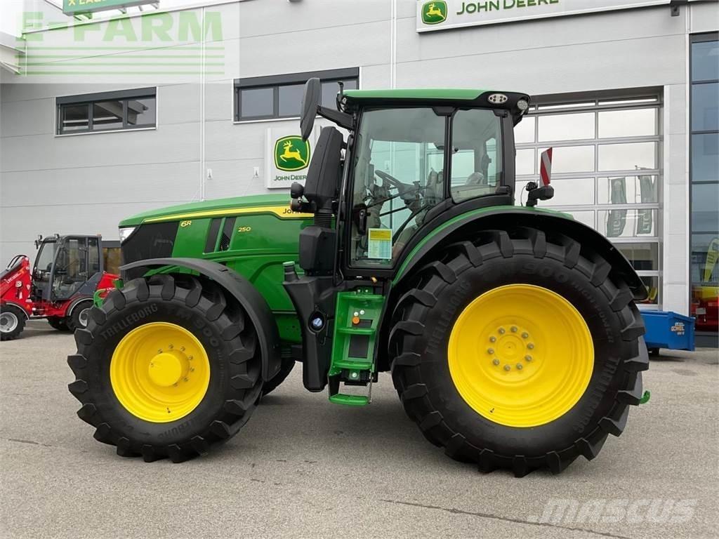 John Deere 6R 250 Traktory