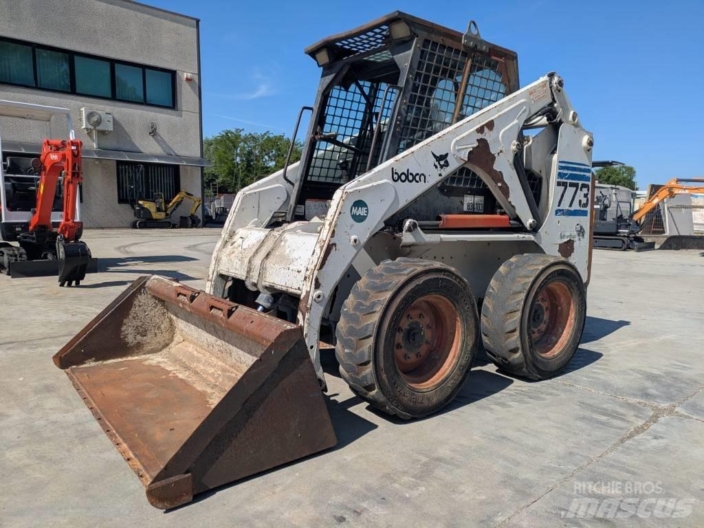 Bobcat 773 Smykem řízené nakladače