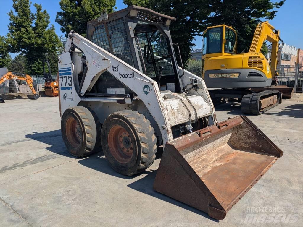 Bobcat 773 Smykem řízené nakladače