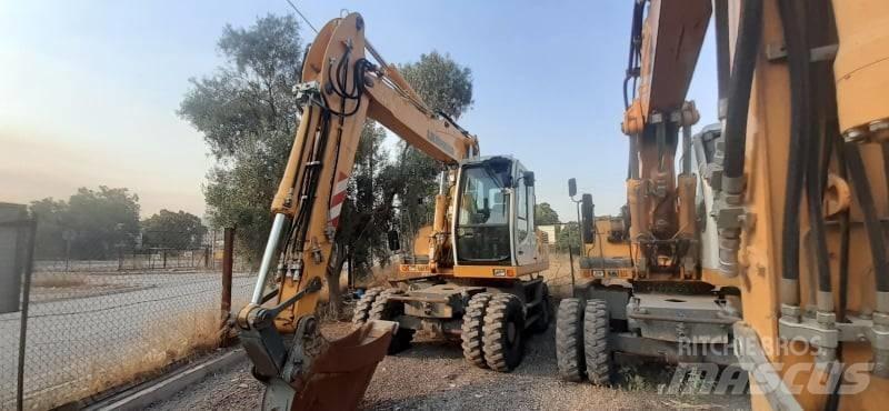 Liebherr A 904 C Kolová rýpadla