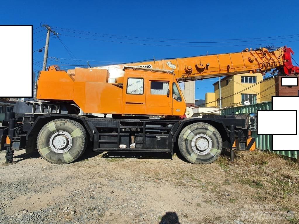 Tadano TR 500 M-2 Jeřáby pro těžký terén