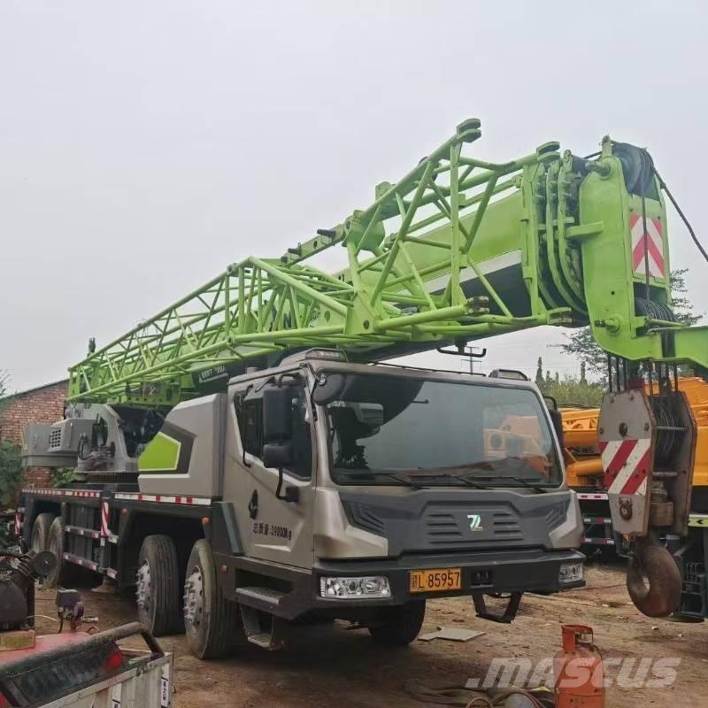 Zoomlion ZTC 350 H Univerzální terénní jeřáby