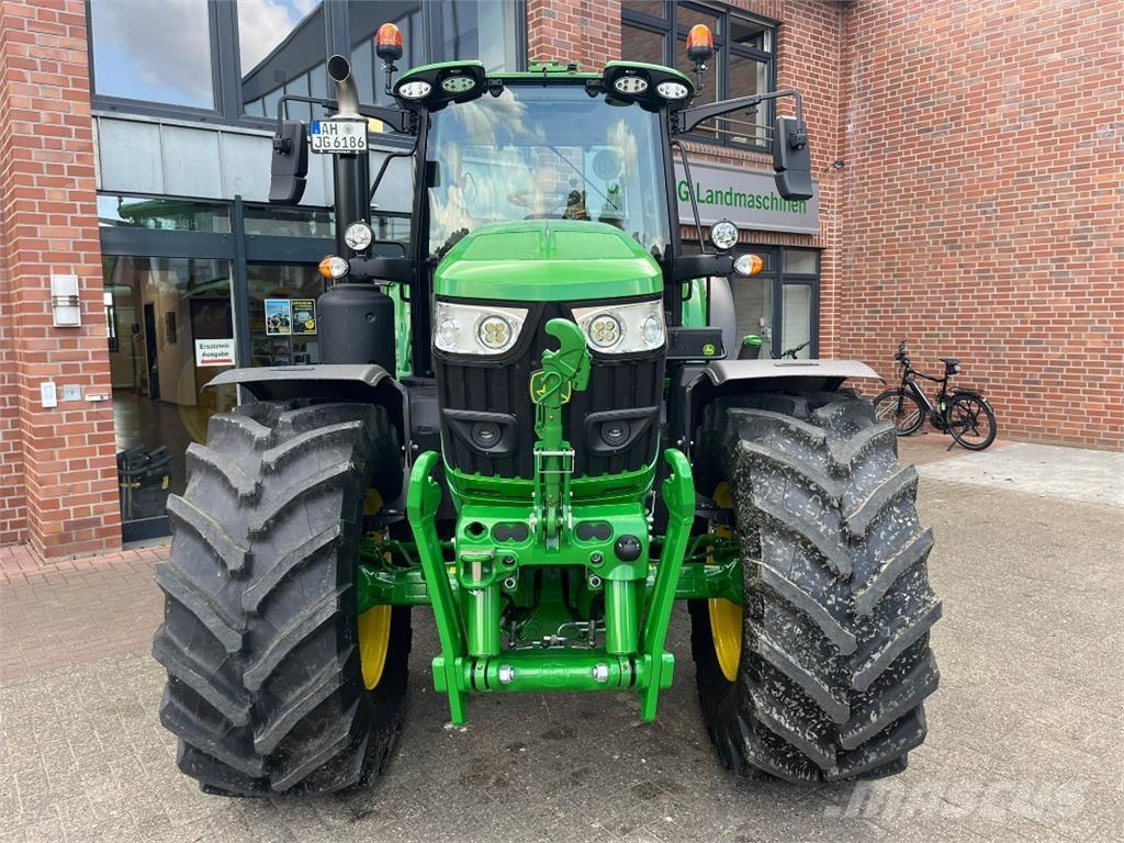 John Deere 6M185 Traktory