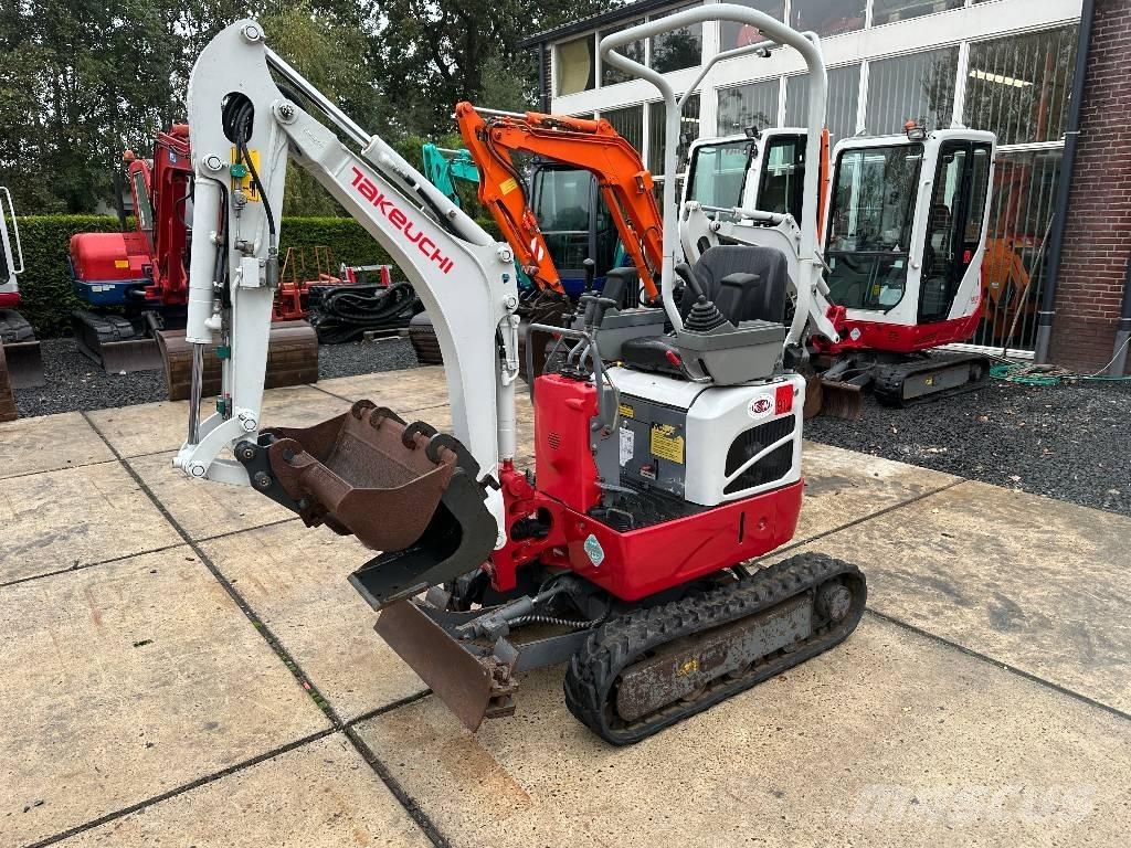 Takeuchi TB 210 R Mini rýpadla < 7t