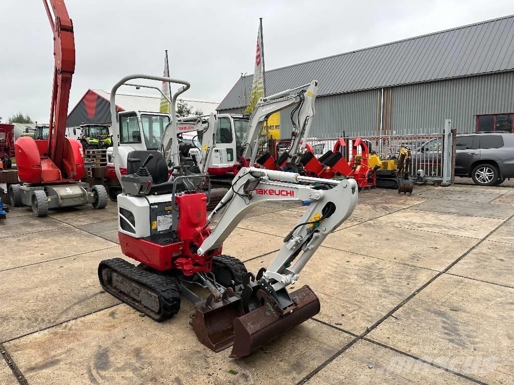 Takeuchi TB 210 R Mini rýpadla < 7t
