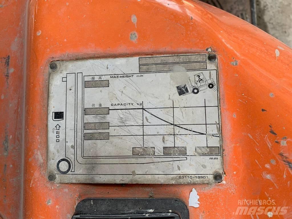 TCM Forklift FD25T4 Dieselové vozíky
