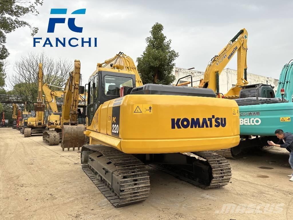 Komatsu PC 220 Pásová rýpadla