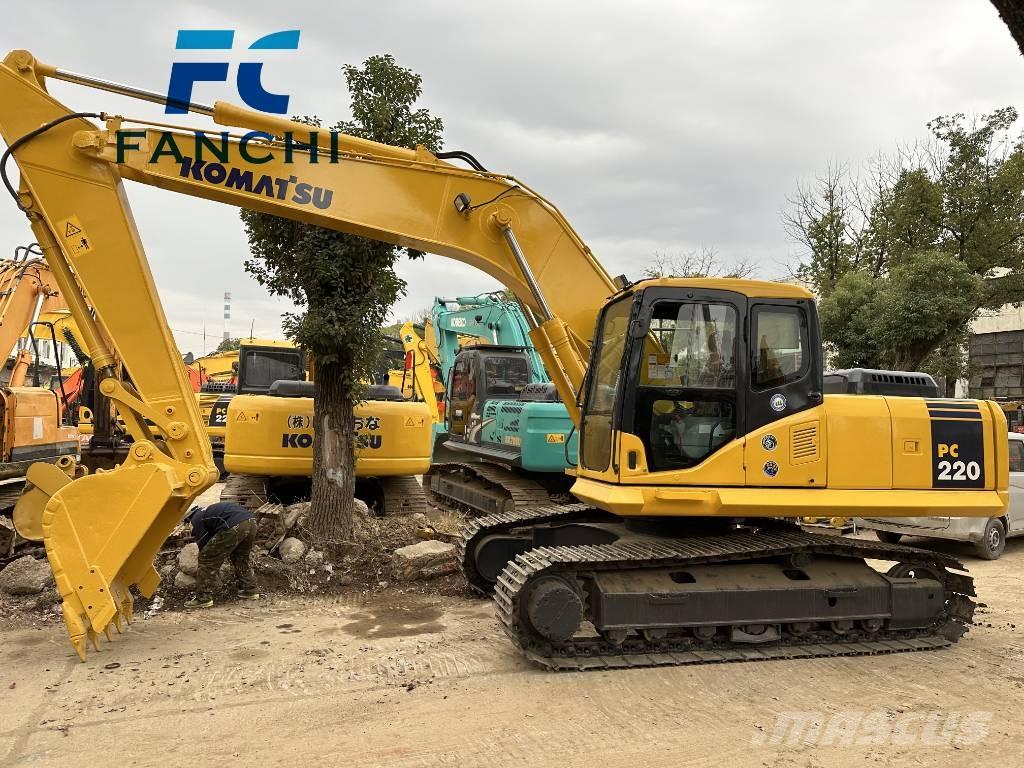 Komatsu PC 220 Pásová rýpadla