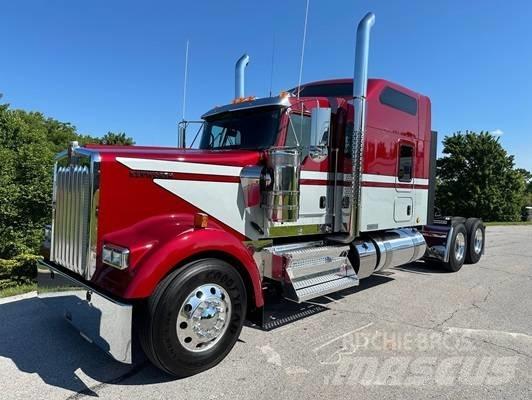 Kenworth W 900 Tahače