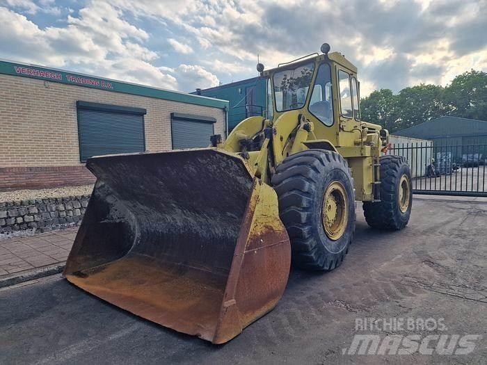 CAT 966C Kolové nakladače