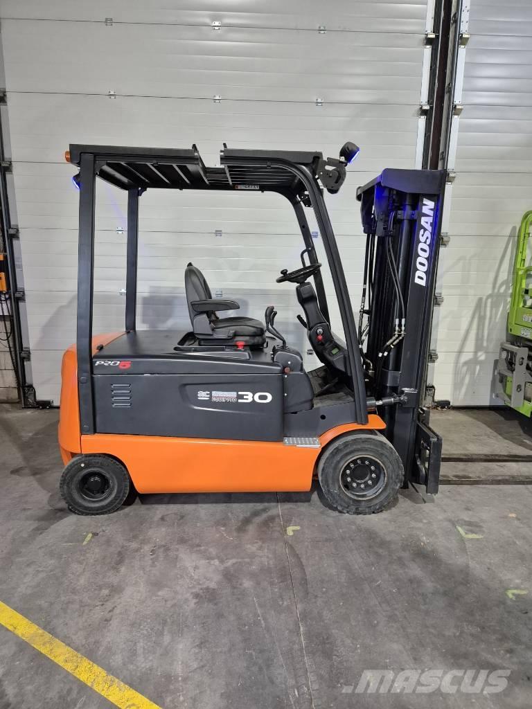 Doosan B 30 X-5 Akumulátorové vozíky
